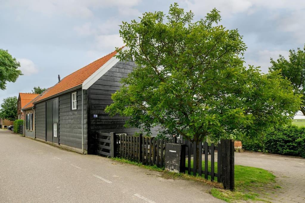 Luxe Vakantiehuis In Dijkboerderij Zuid-Beijerland Екстер'єр фото